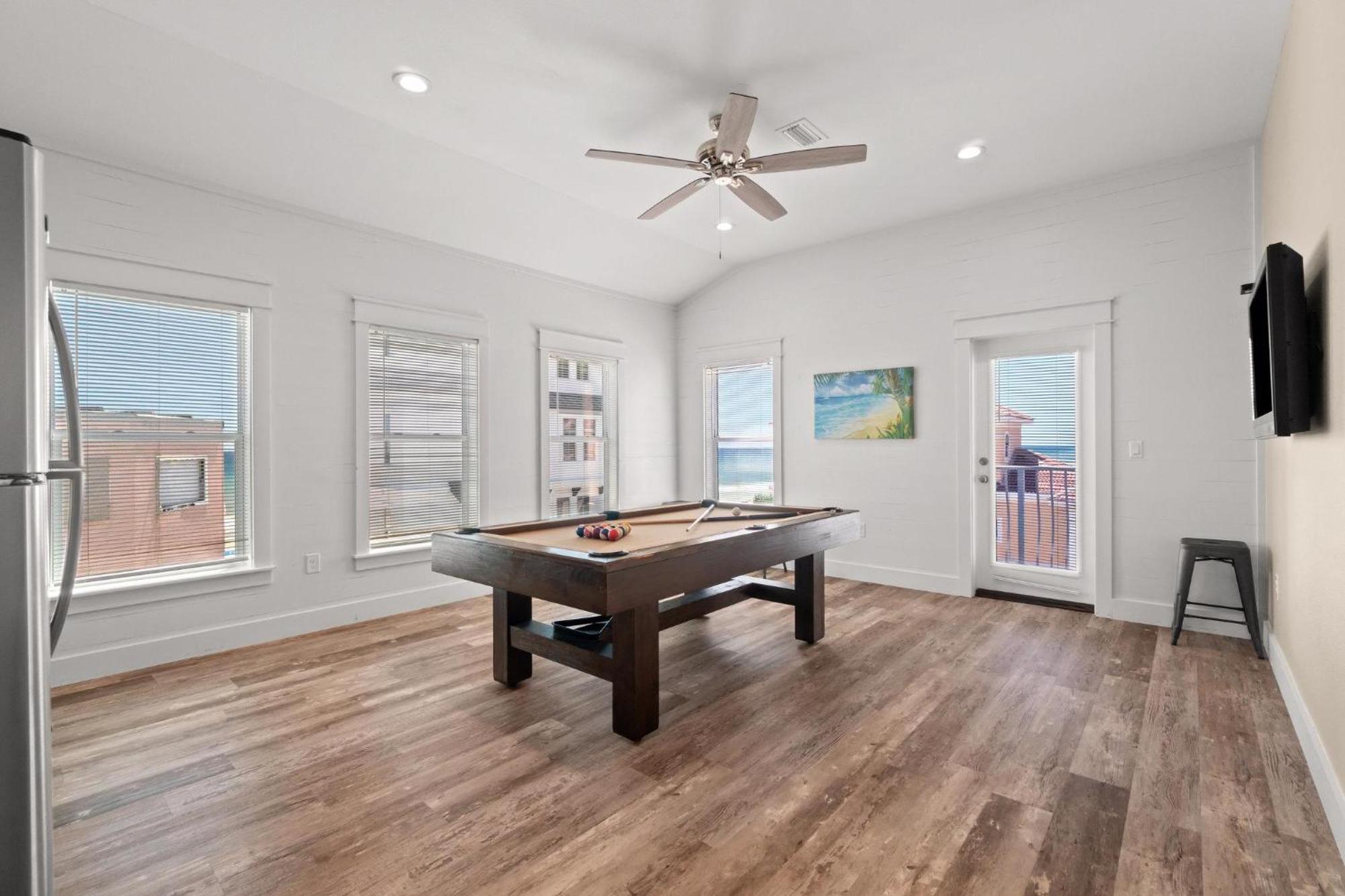 Holiday home Seaside Palace With Game And Jetted Pool