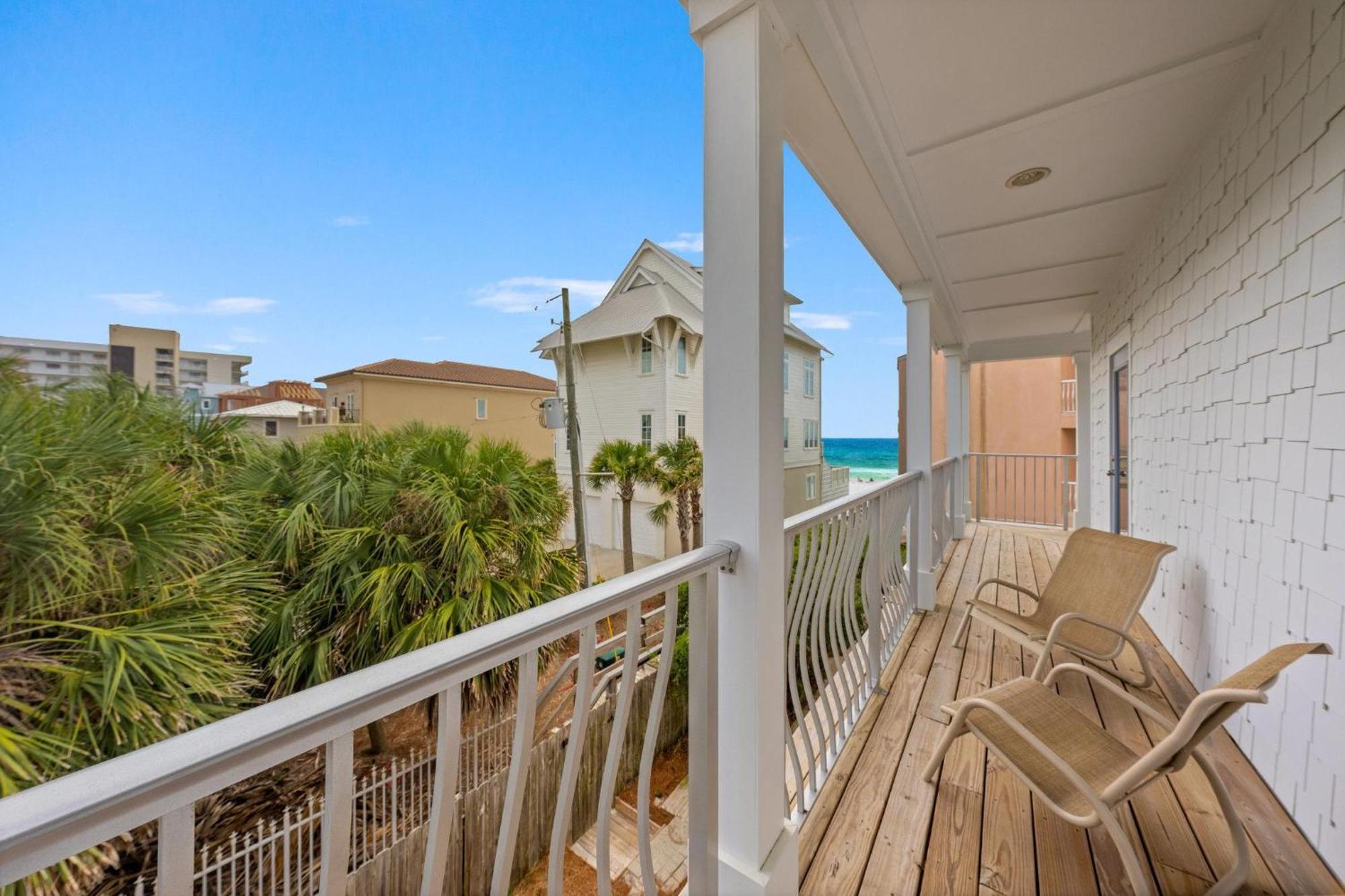 Holiday home Seaside Palace With Game And Jetted Pool