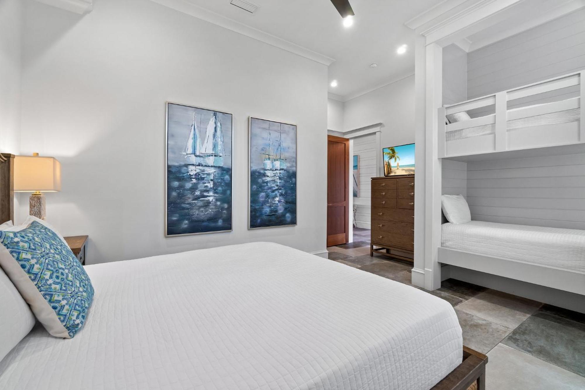 Holiday home Coast Is Clear With Jetted Pool And Game