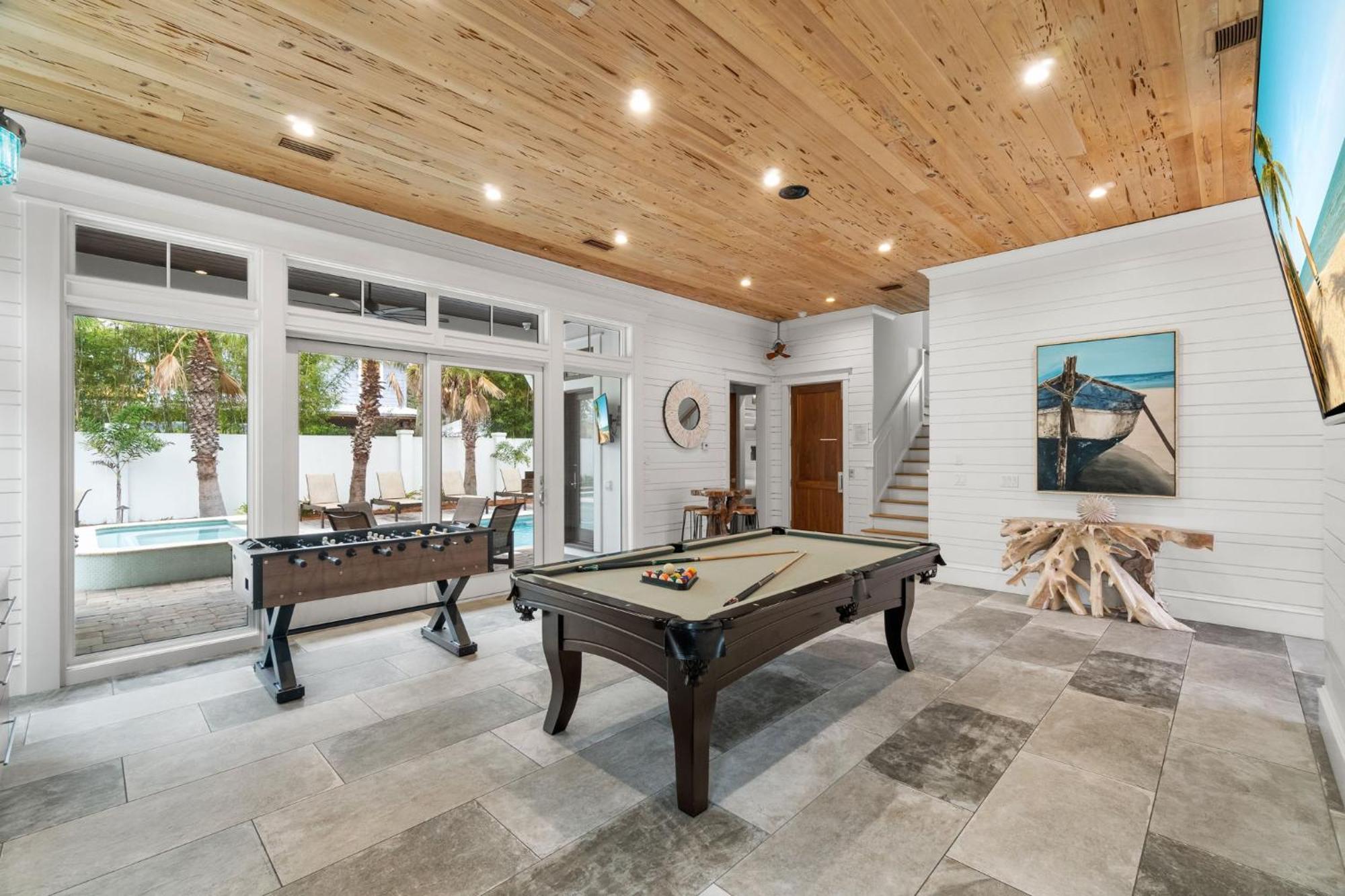 Holiday home Coast Is Clear With Jetted Pool And Game Destin