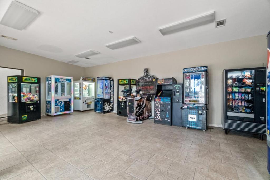 Mainsail Breeze With Heated Pool And Tennis Apartment