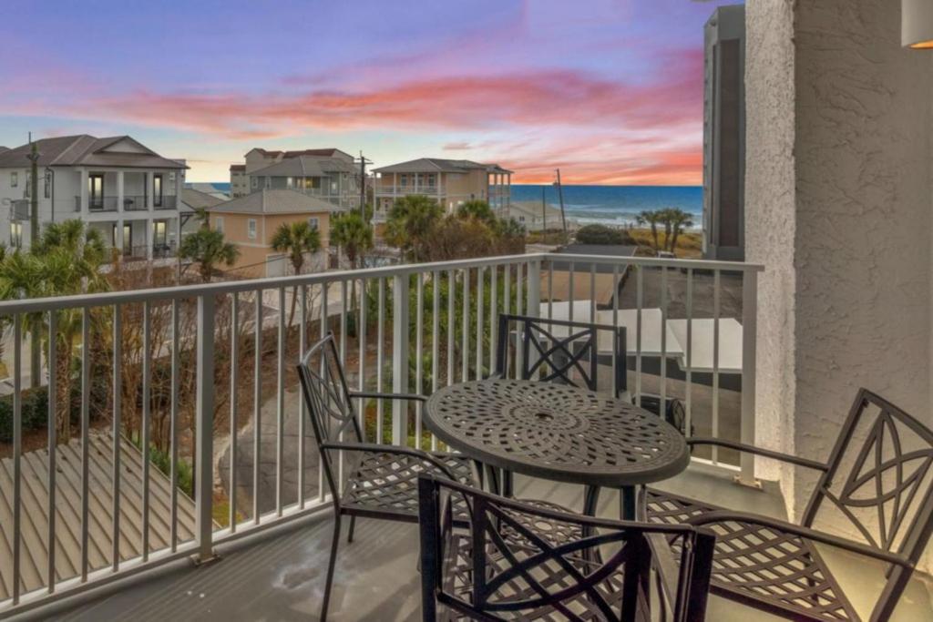Mainsail Breeze With Heated Pool And Tennis * Destin