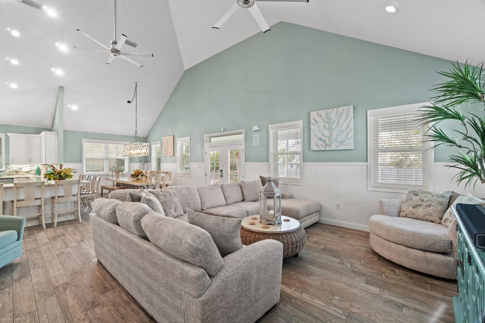 Forever Coastal With Game And Private Holiday home *