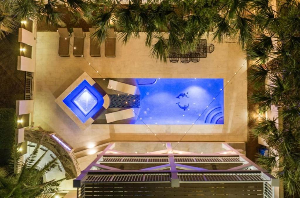 Holiday home Frangista Breeze With Heated Pool *