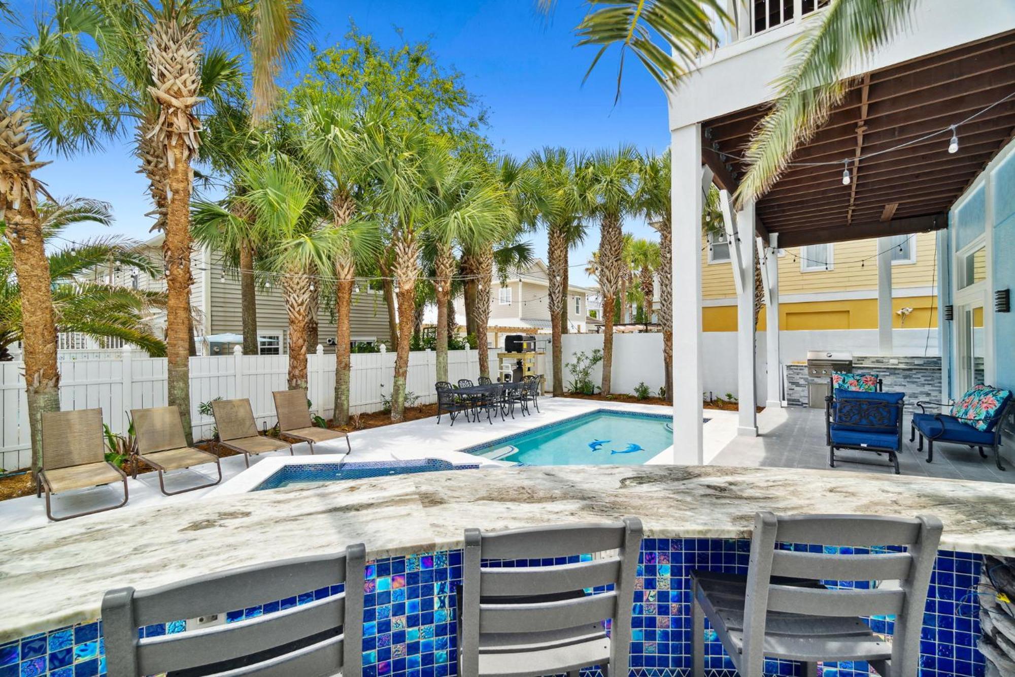 Frangista Breeze With Heated Pool *