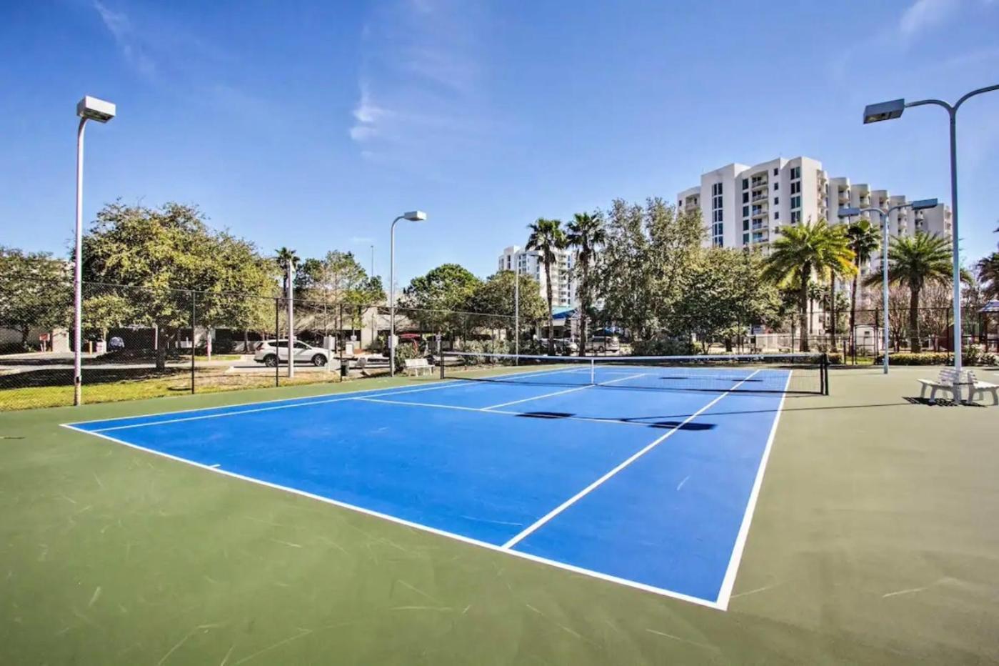 Holiday home Palms 2 Bedroom King Poolside Shuttle Destin