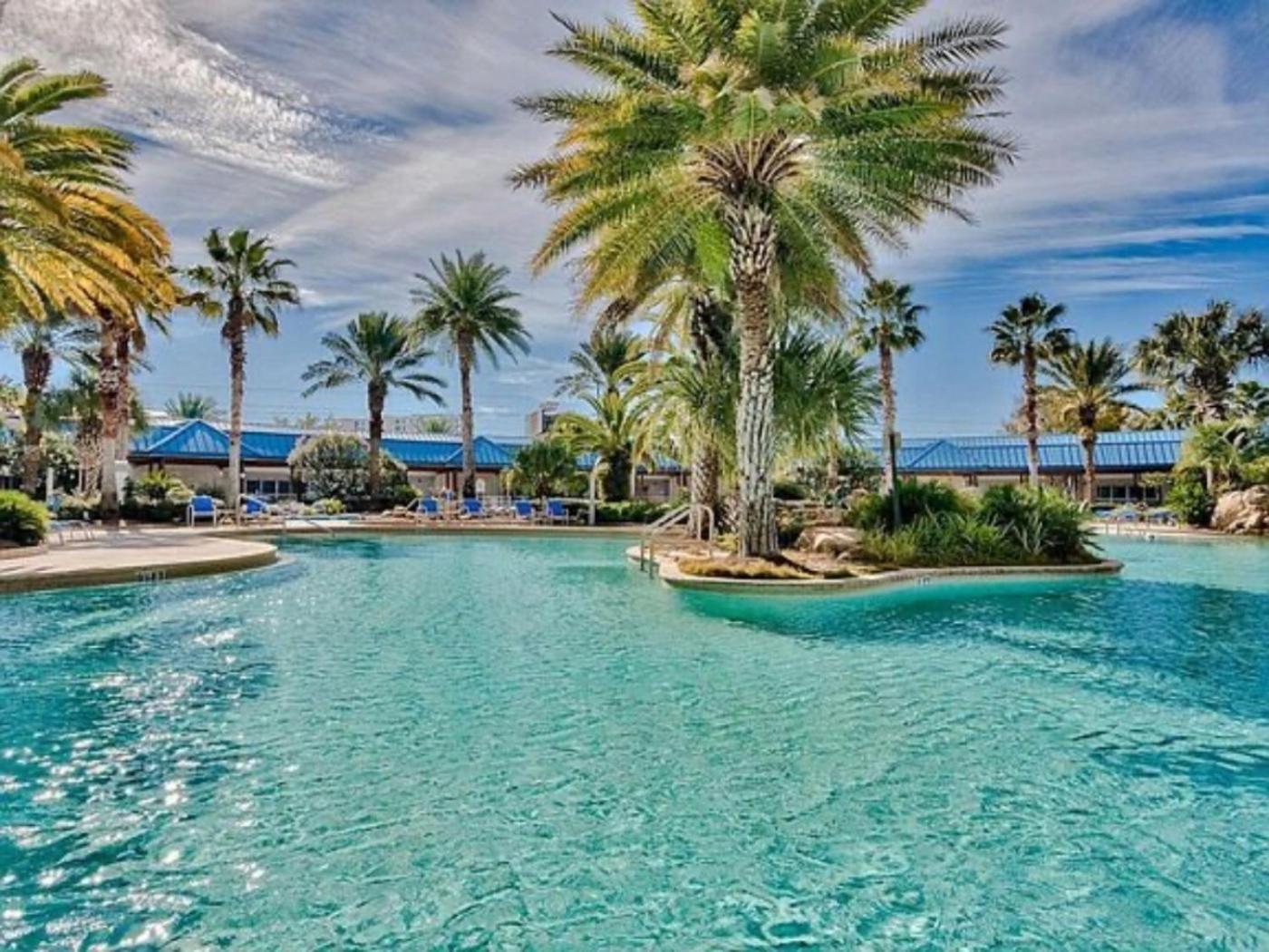 Palms 2 Bedroom King Poolside Shuttle