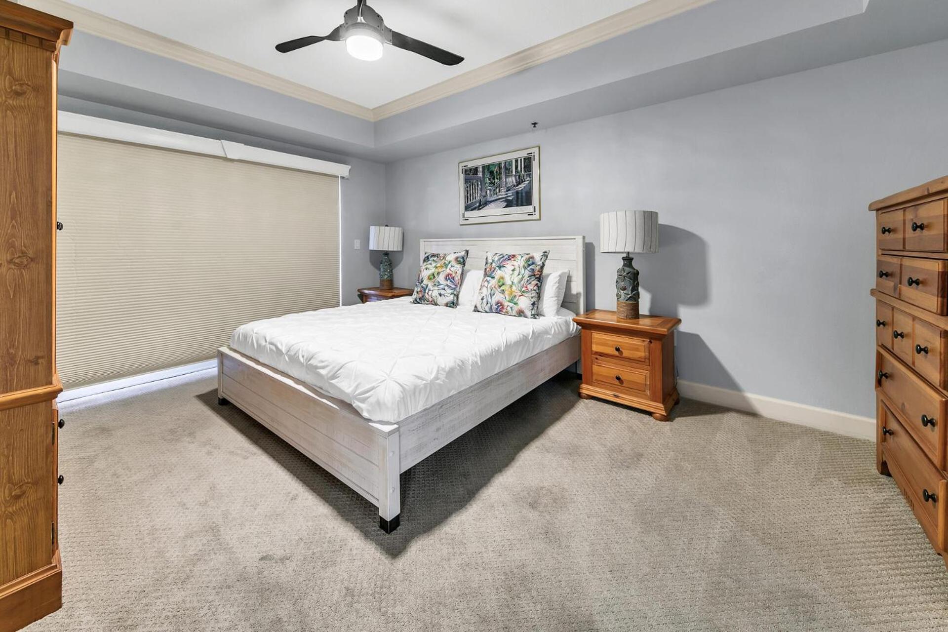 Harbor Landing 102b - Beautiful Harbor Views * Destin