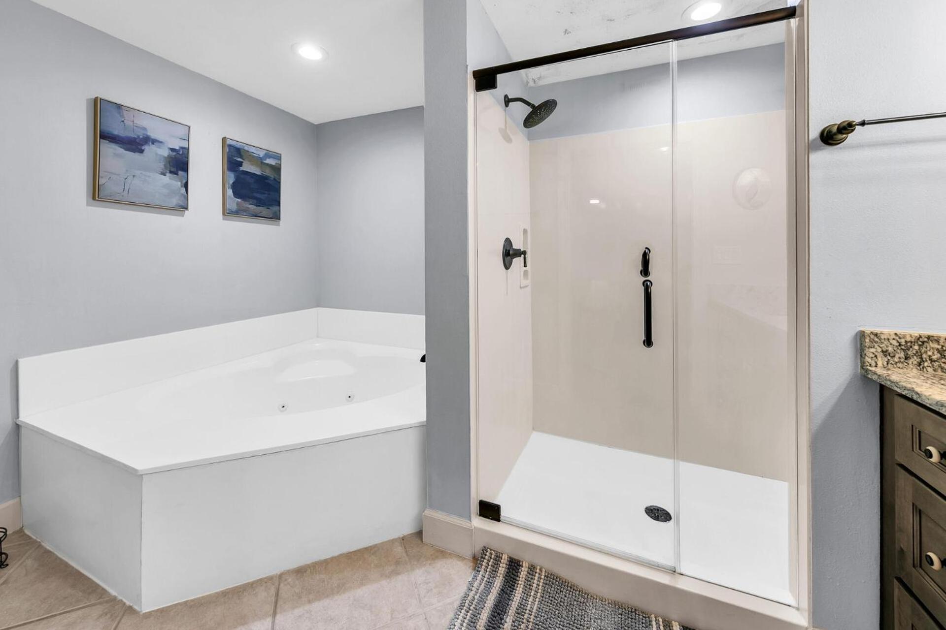 Harbor Landing 102b - Beautiful Harbor Views Holiday home