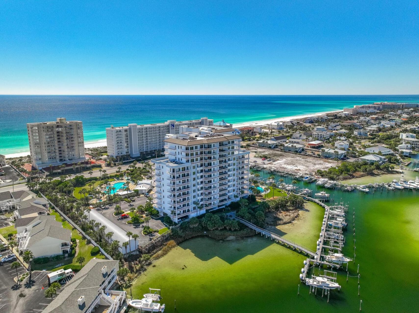 Holiday home Harbor Landing 102b - Beautiful Harbor Views Destin