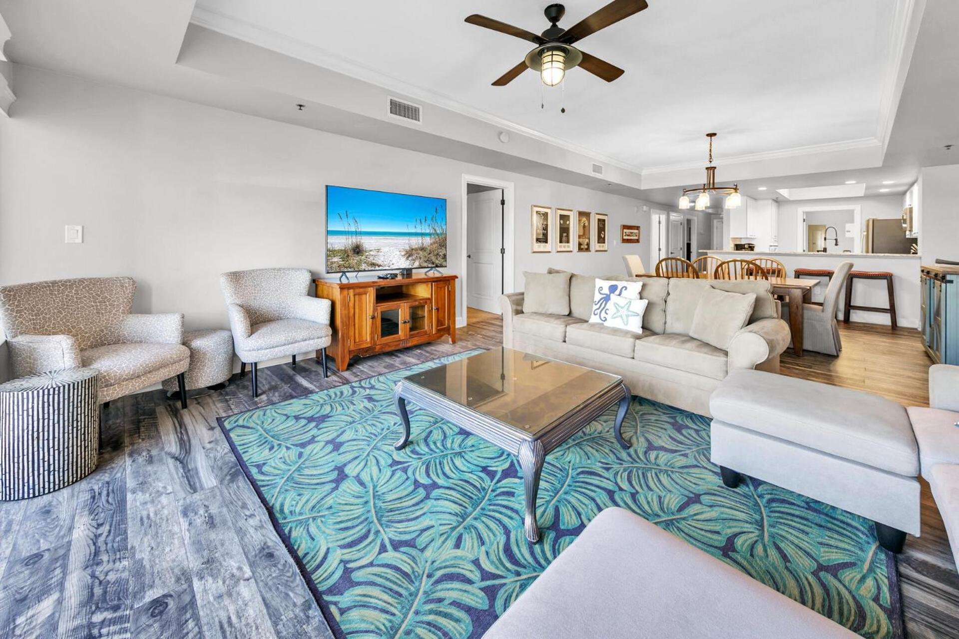 Harbor Landing 102b - Beautiful Harbor Views Holiday home *