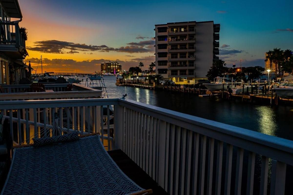 Holiday home Canal Place 6 Harbor Views With Access To Boat Slip