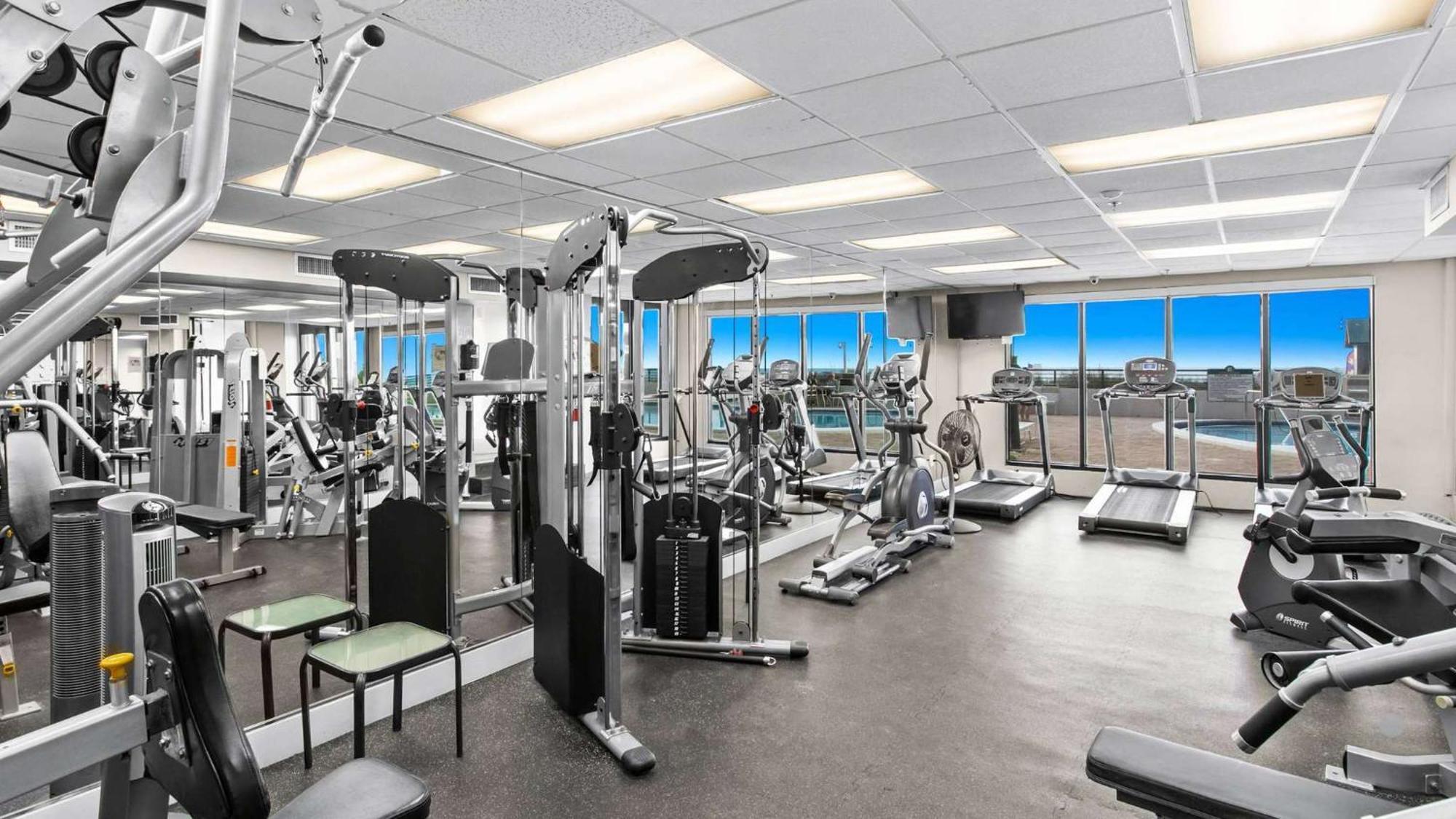 Emerald Towers 302 Front Destin