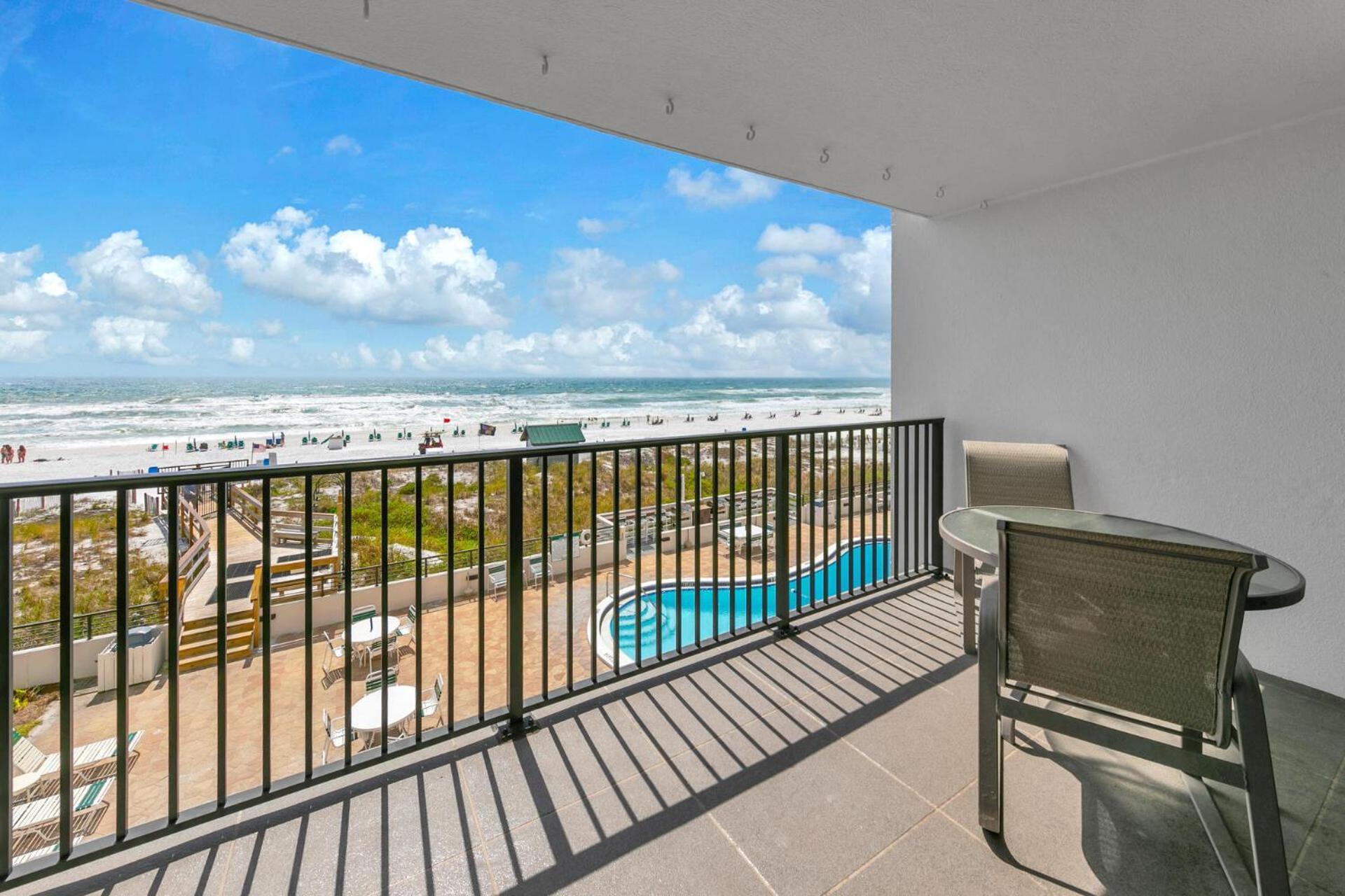 Emerald Towers 302 Front Holiday home