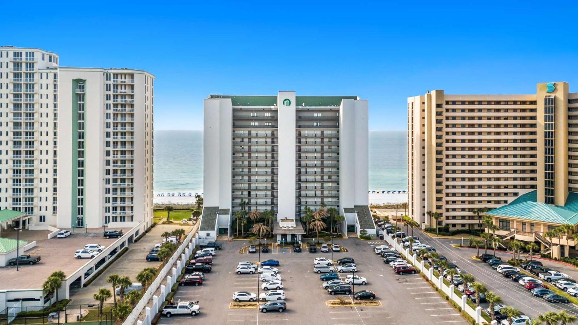 Emerald Towers 302 Front * Destin