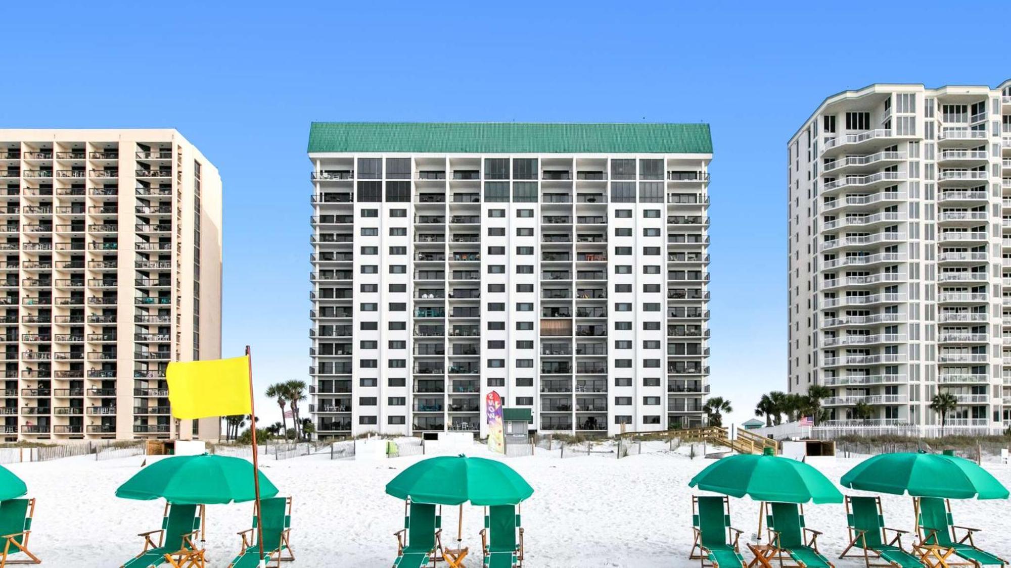 Emerald Towers 302 Front Holiday home Destin