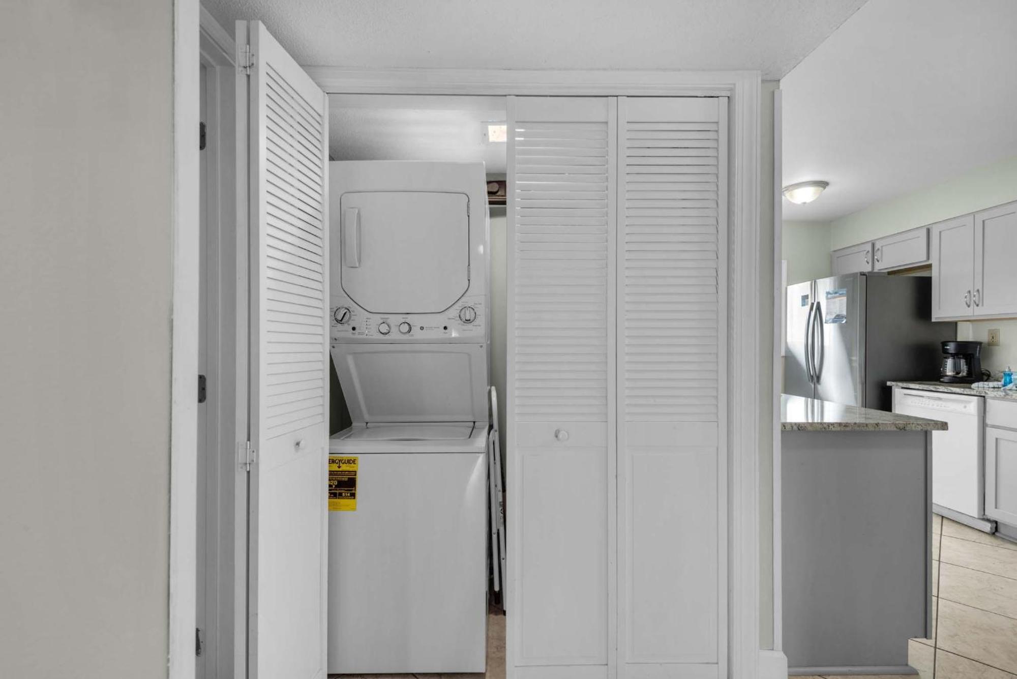 Shoreline Towers Townhouse 4-3 * Destin