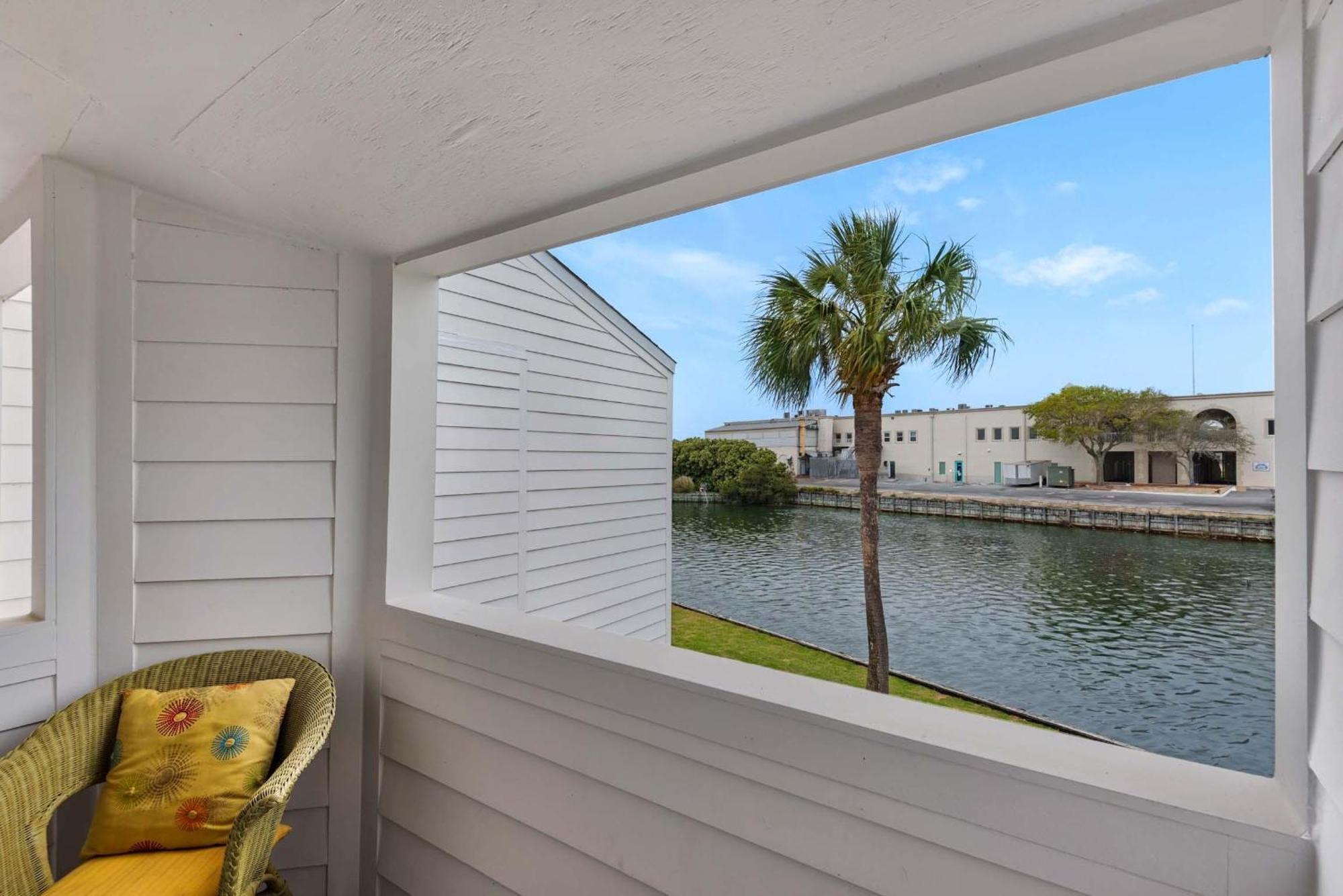 Holiday home Shoreline Towers Townhouse 4-3