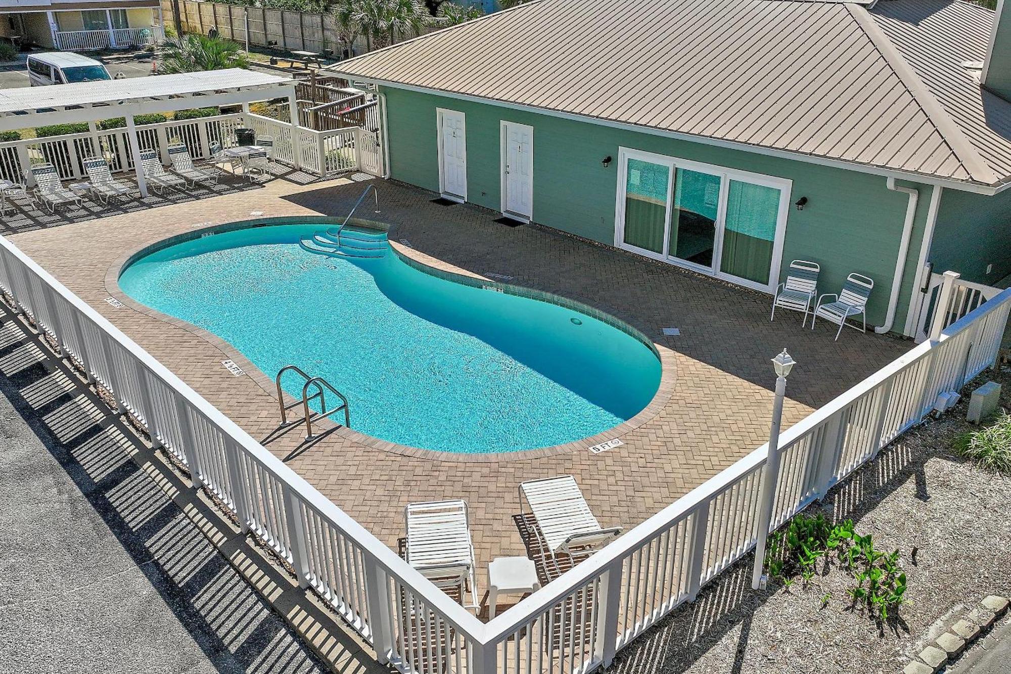 St. Martin Beachwalk 131 * Destin