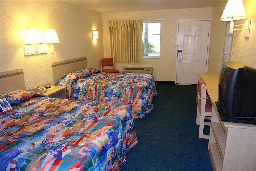 Hotel 6-destin, Fl 2*