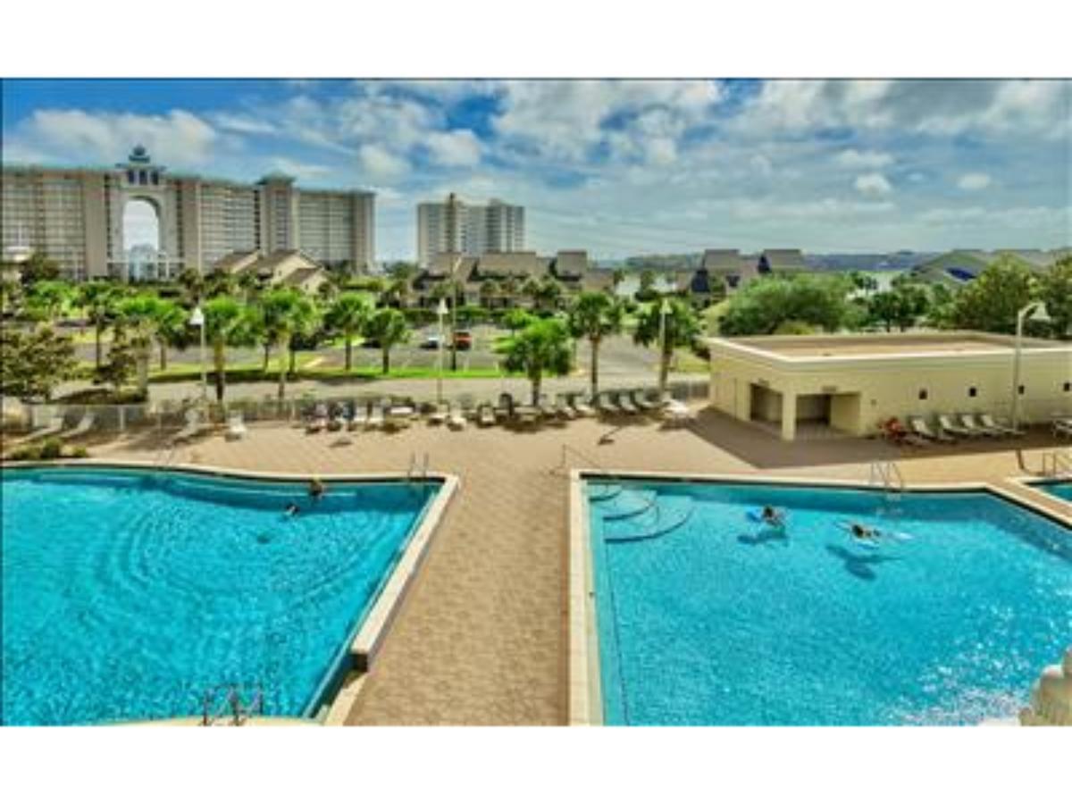 Ariel Dunes I 707 Apartment