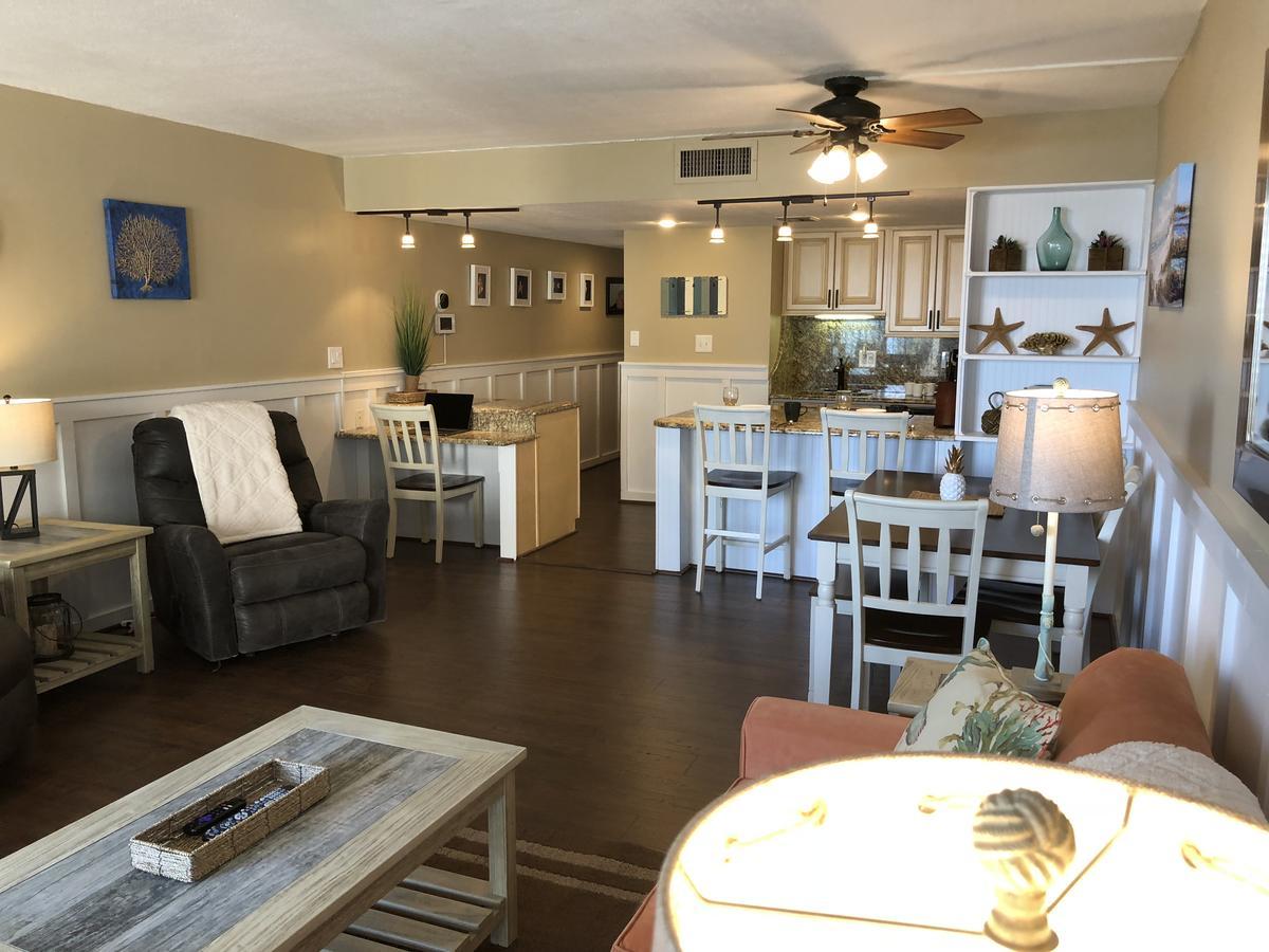 Holiday Surf And Racquet Club Apartment Destin