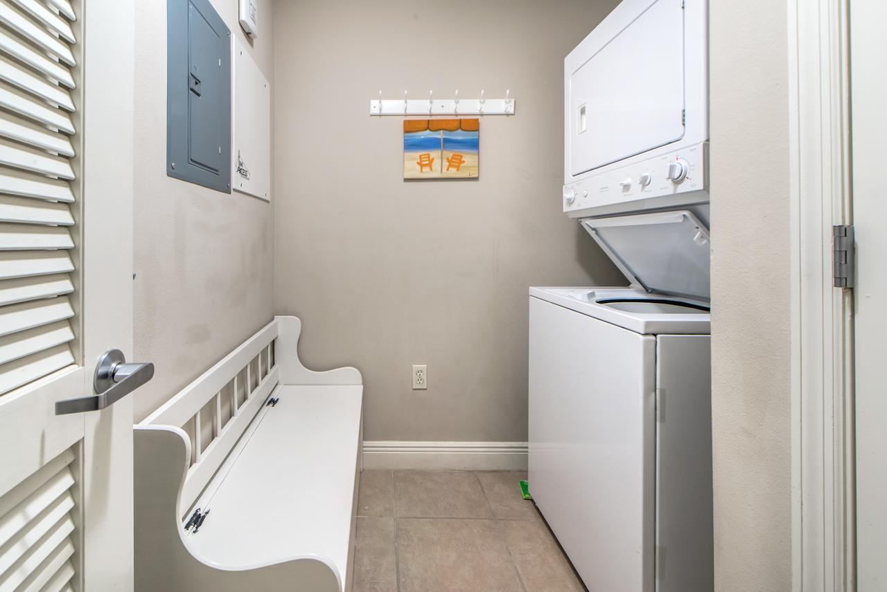 Ariel Dunes I 203 * Destin