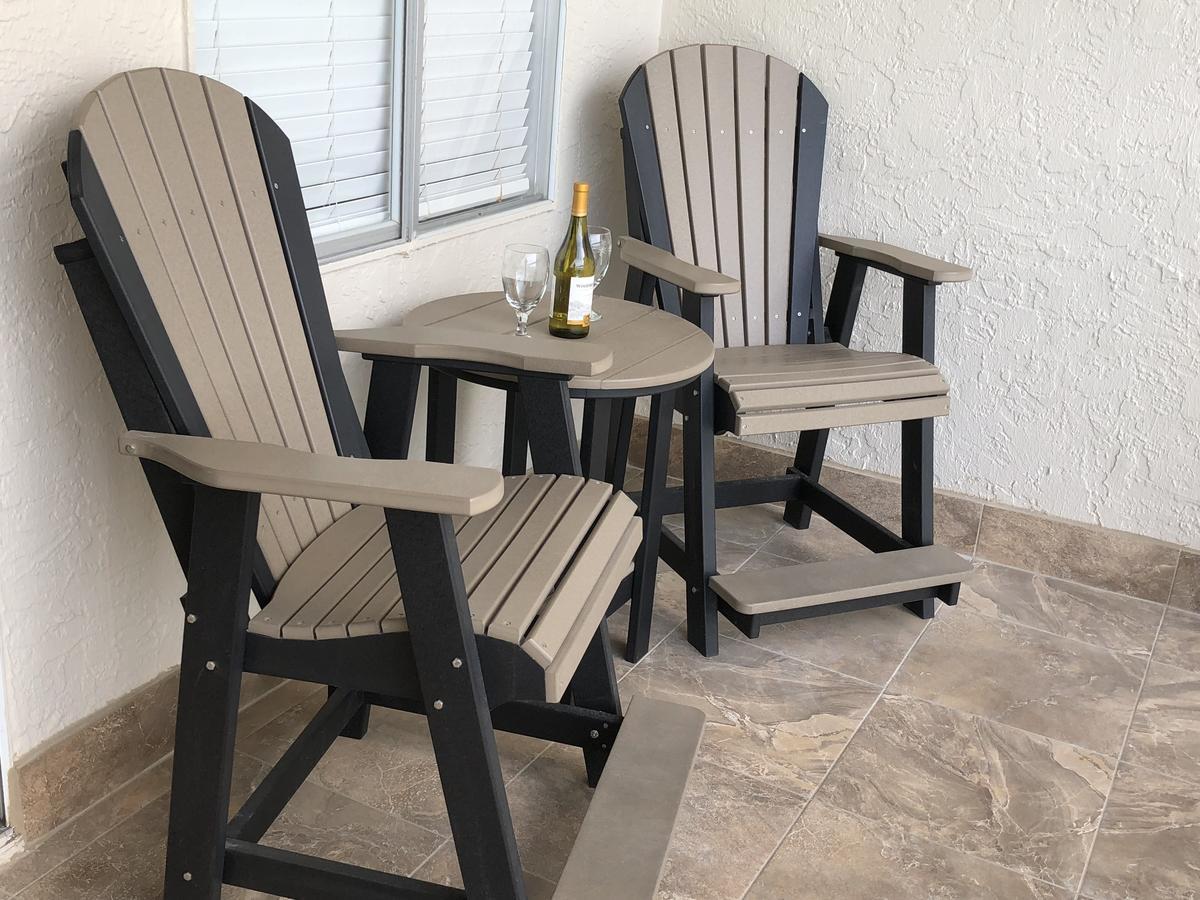 Holiday Surf And Racquet Club Apartment