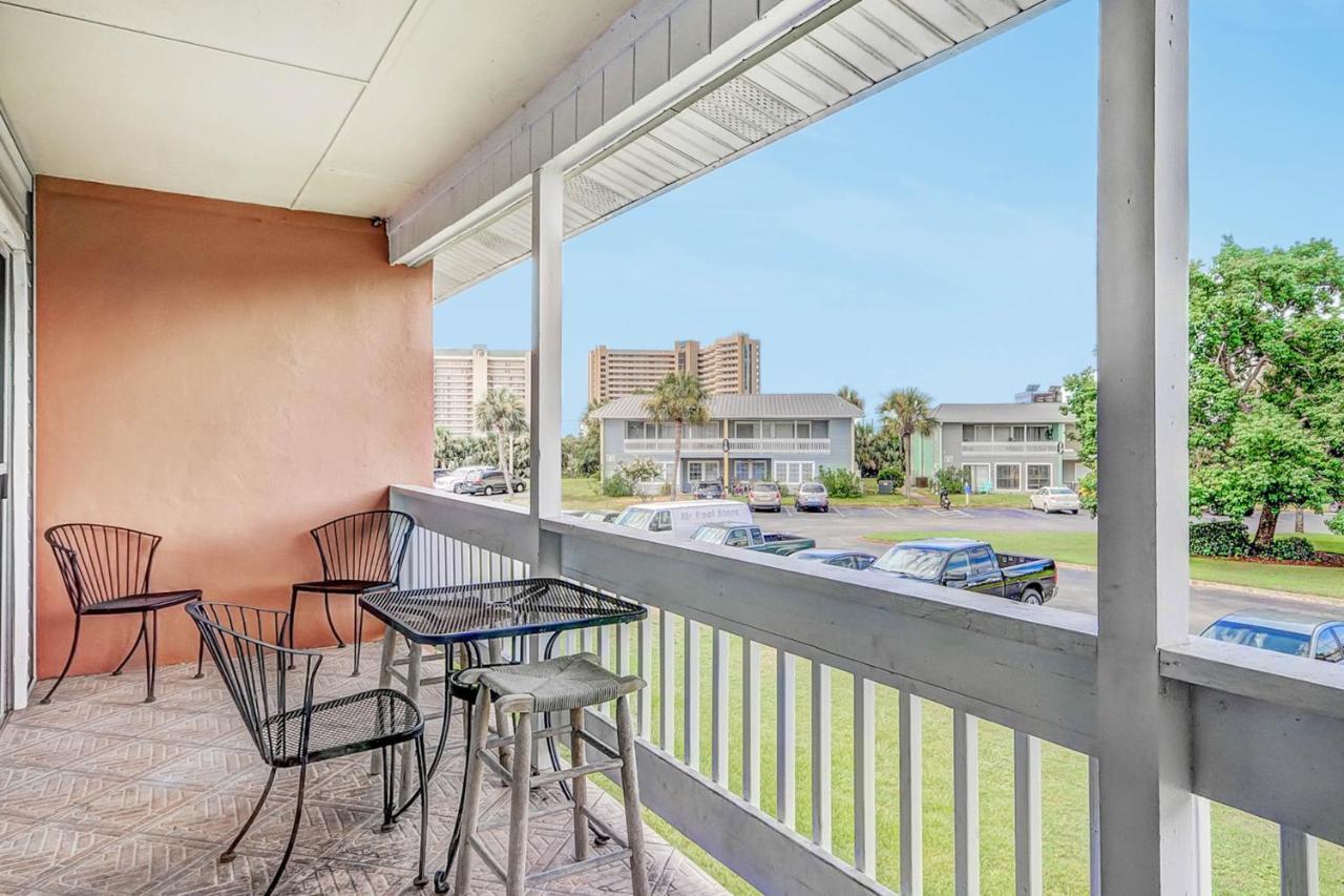 Gulf Terrace 260 *