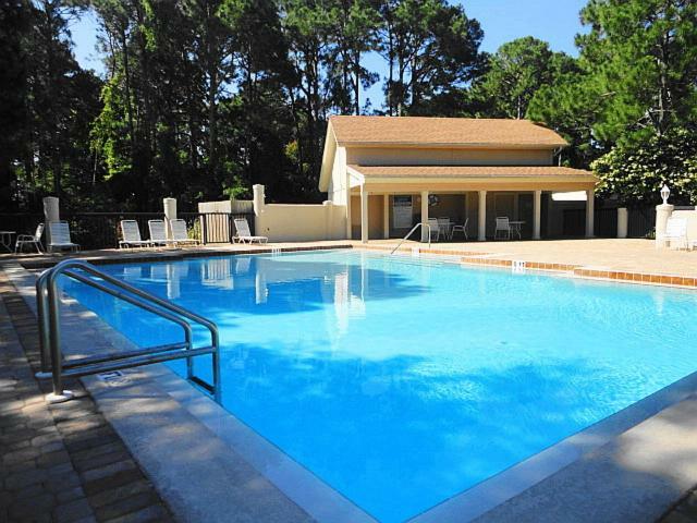 418 Linkside Drive *