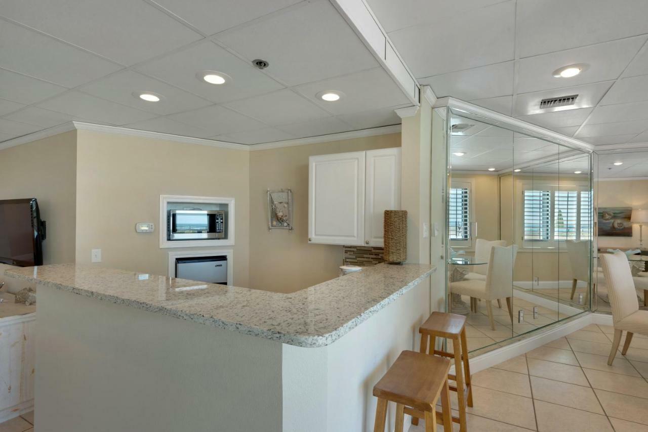 Emerald Towers Apartment