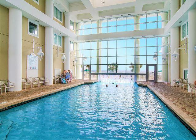 Majestic Sun 9th Floor Gulf Front 1 Bedroom *