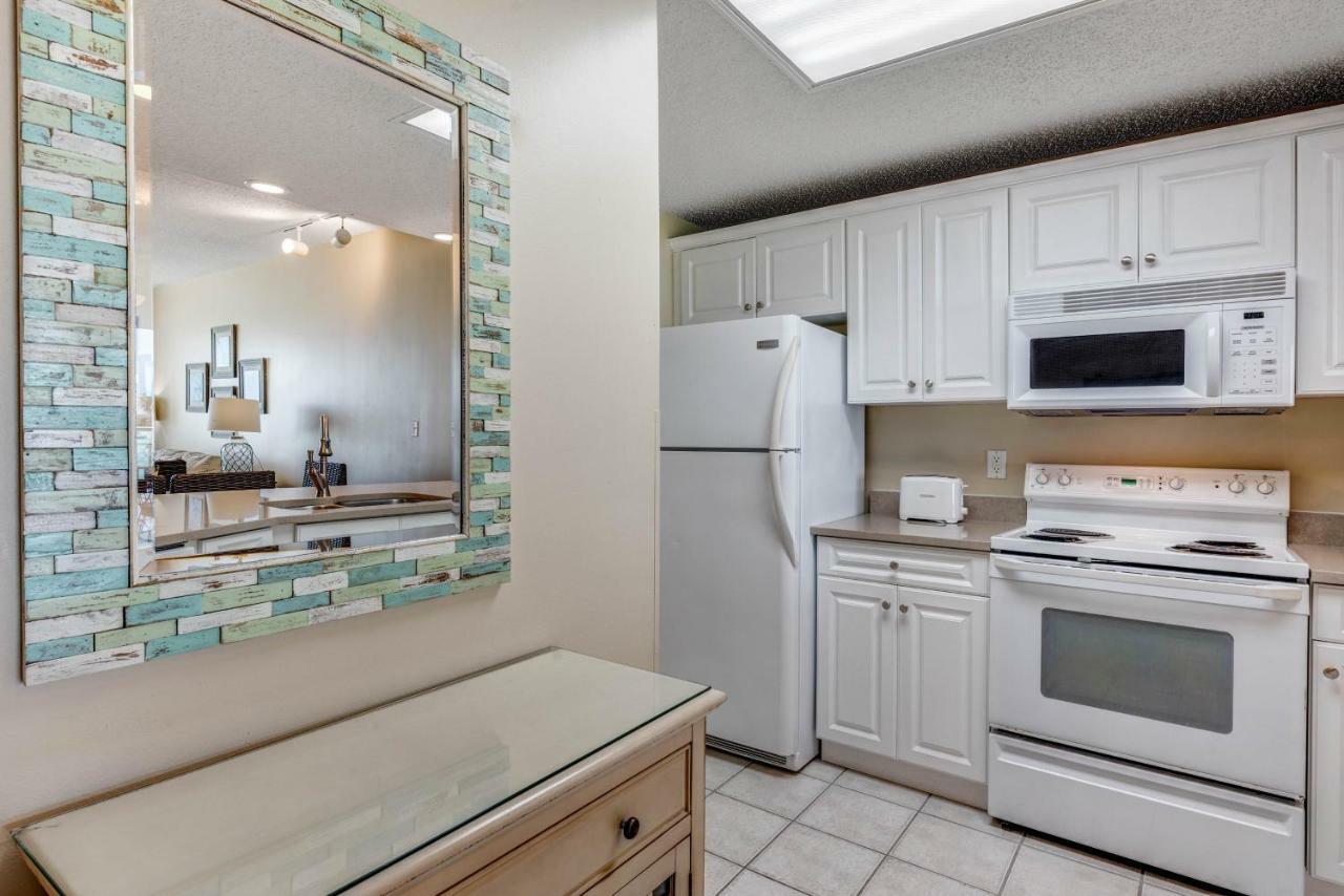 Apartment Sterling Sands 205 *