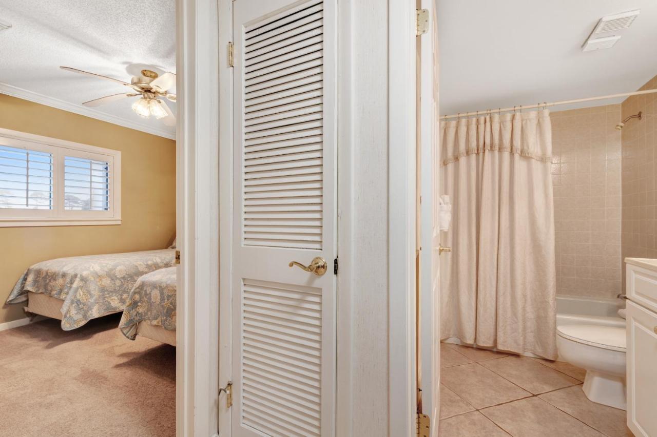 Apartment Huntington By The Sea 304 Miramar