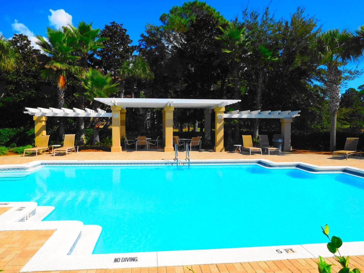 8554 Turnberry Apartment