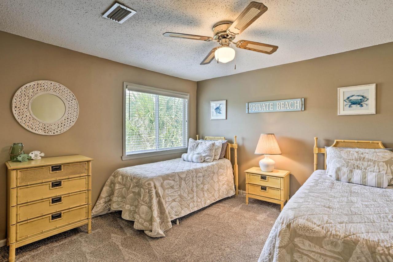 Holiday home Townhome With Access And 2 Pools! Destin