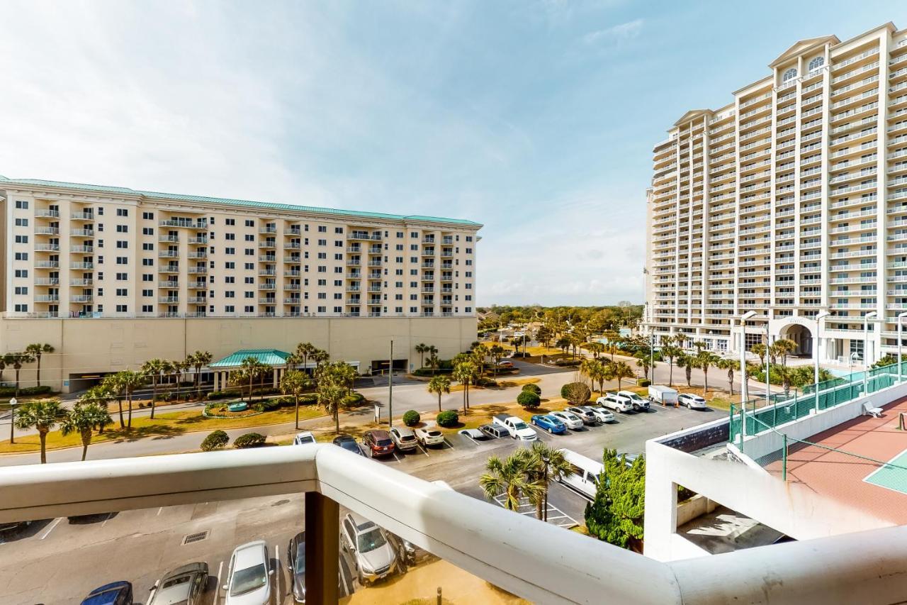 Resort Surfside By Vacasa Destin