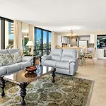 Emerald Towes 306 Beach Front 3Rd Floor Condo