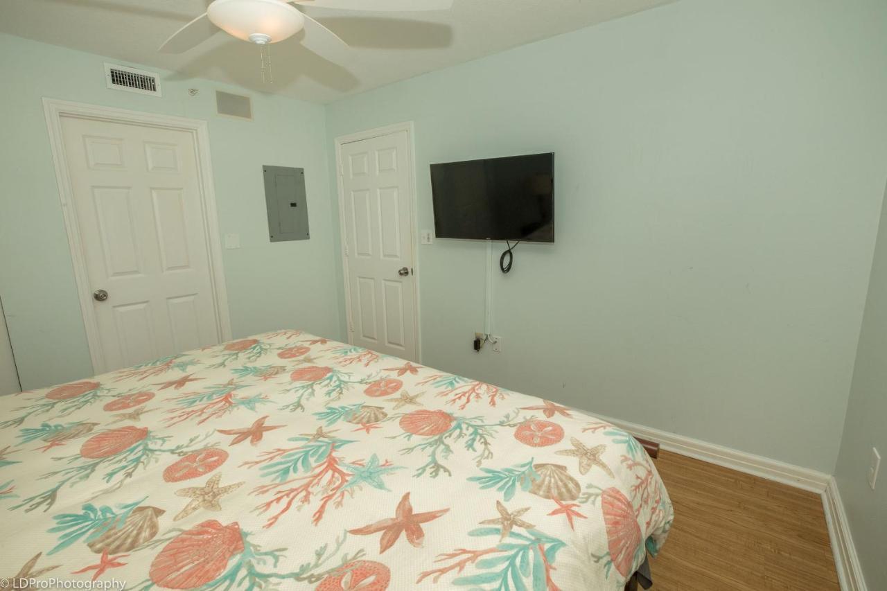 Pelican 2011 Apartment Destin