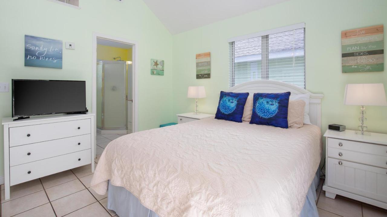 Nantucket Rainbow Cottages 20a Studio * Destin