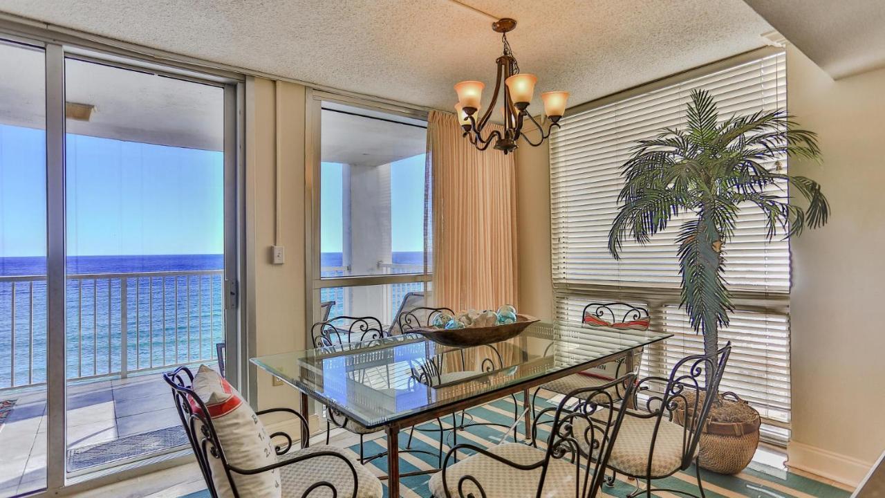 Holiday home Shoreline Towers 1061 - Updated Beachfront With Incredible Views End Unit Destin