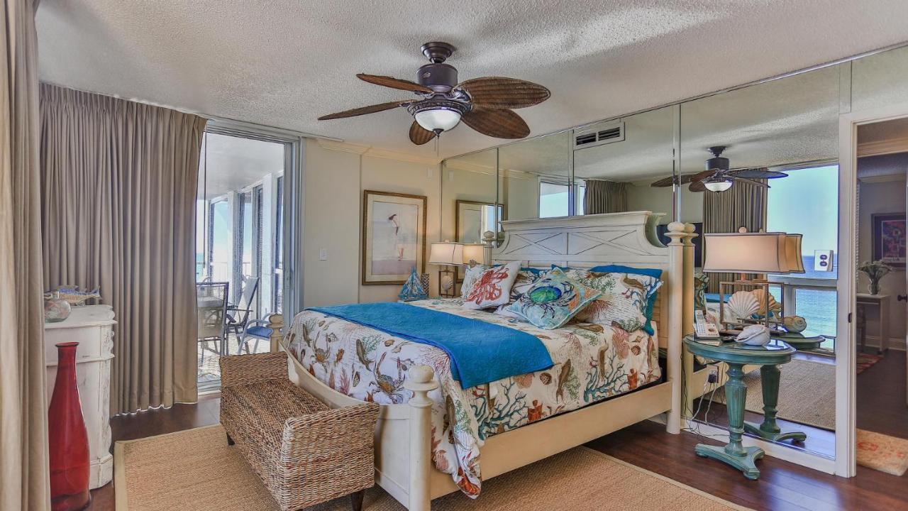 Holiday home Shoreline Towers 1061 - Updated Beachfront With Incredible Views End Unit *