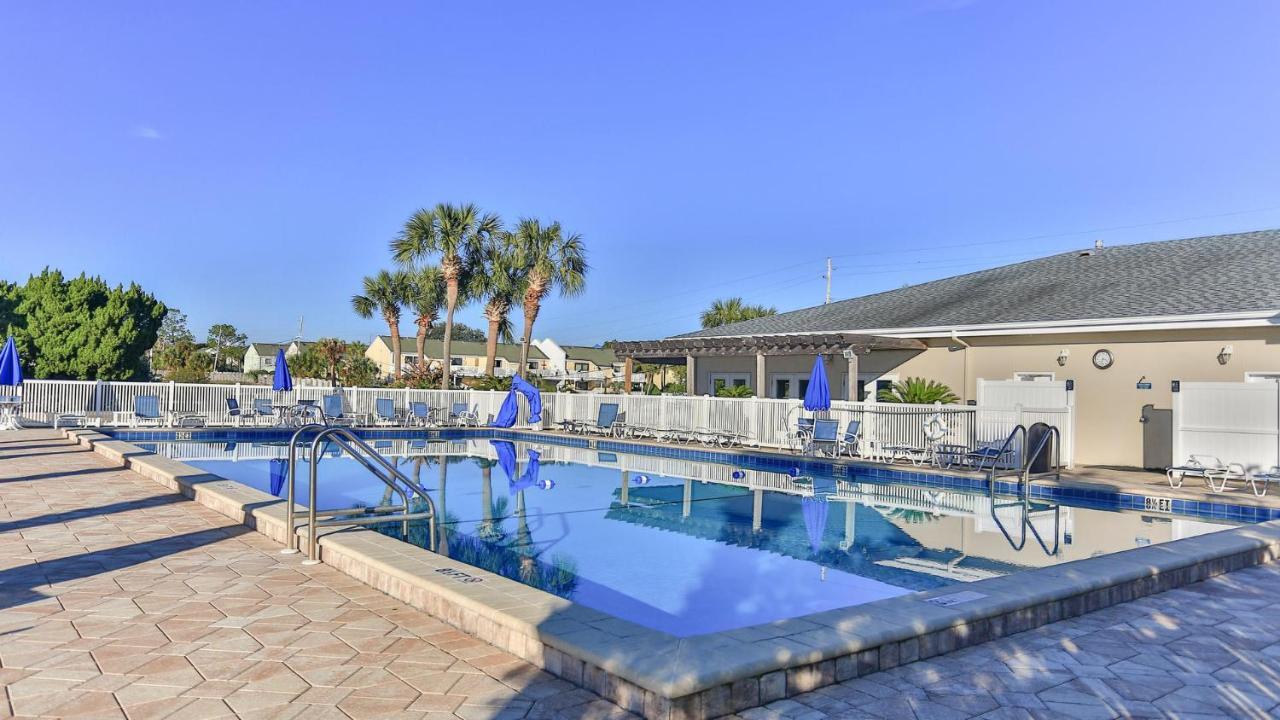 Holiday home Shoreline Towers 1061 - Updated Beachfront With Incredible Views End Unit Destin