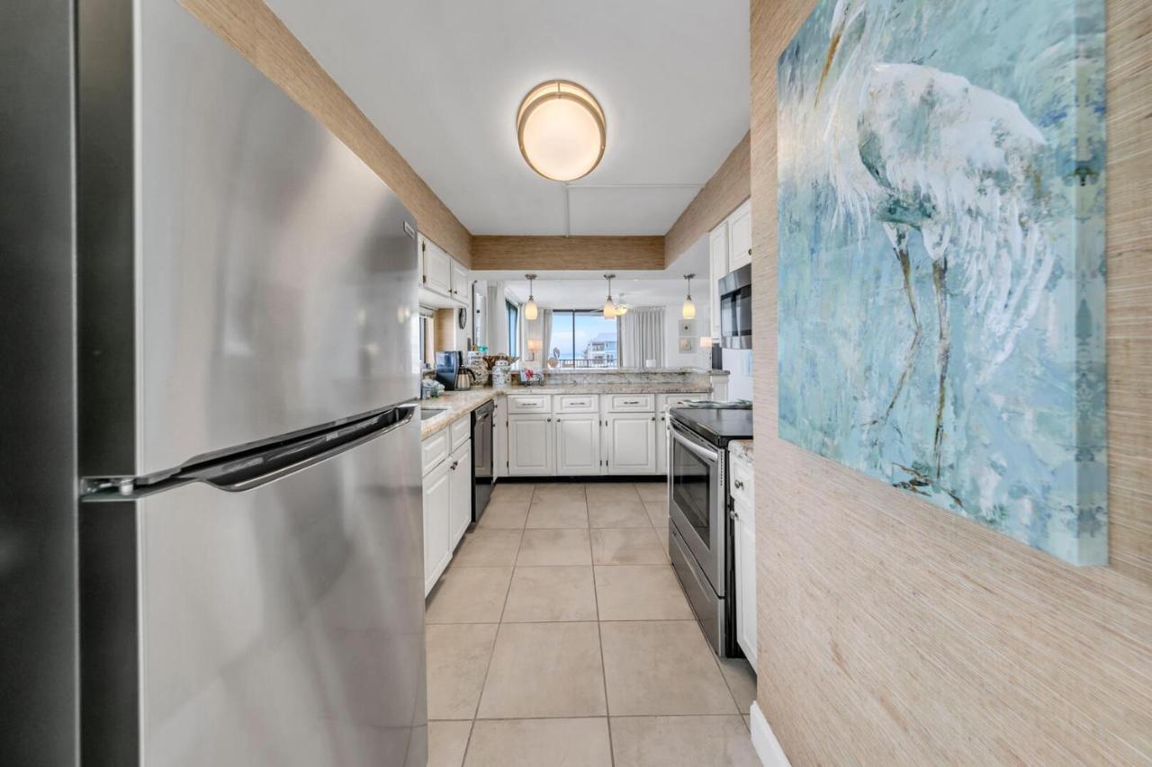Mainsail 131 - Beachfront 2br With Free Seasonal Service