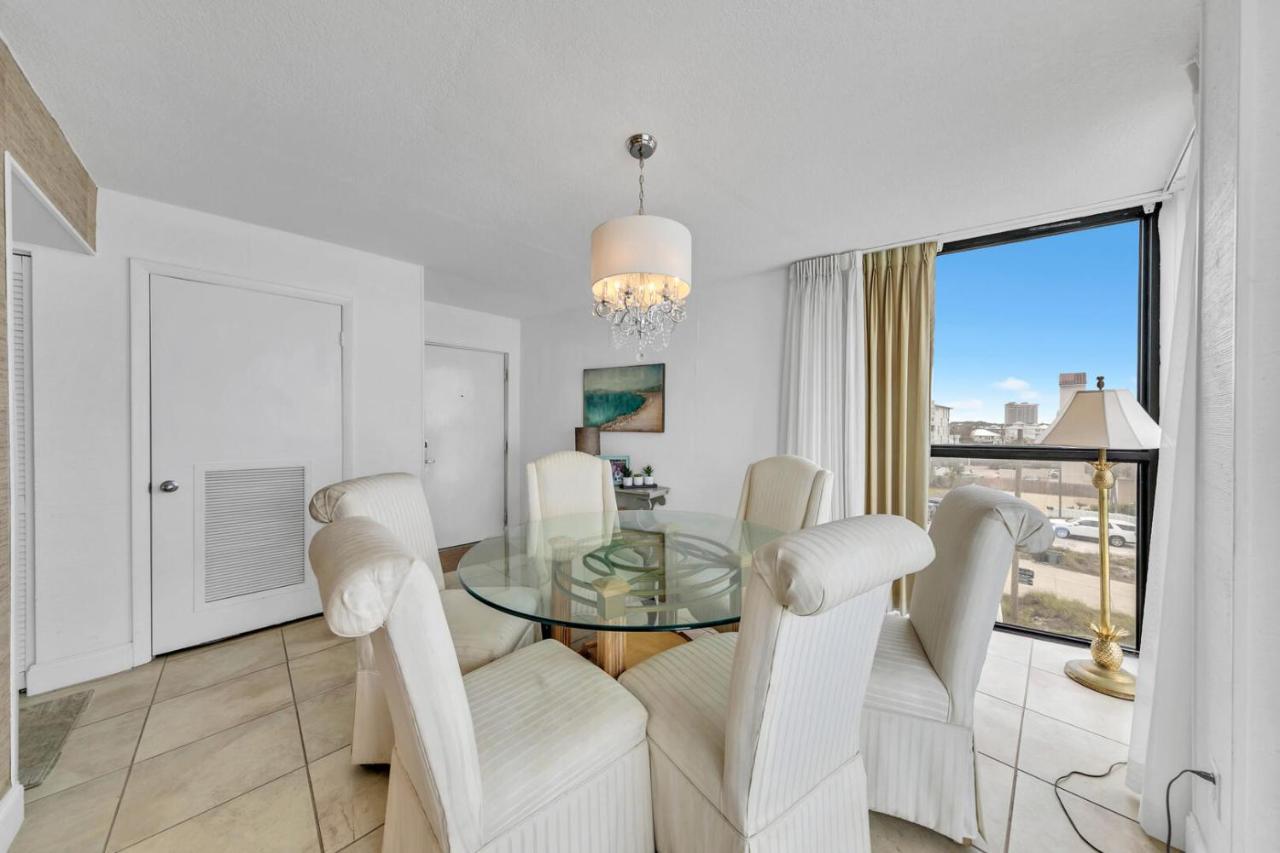 Mainsail 131 - Beachfront 2br With Free Seasonal Service *