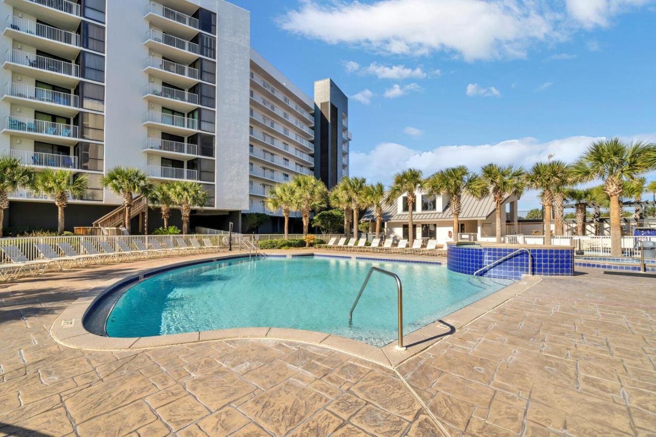 Mainsail 131 - Beachfront 2br With Free Seasonal Service *