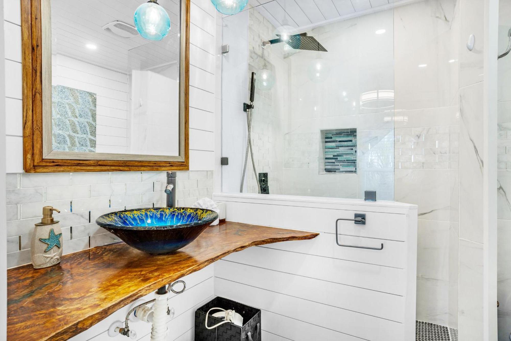 Summer Breeze 203 Holiday home *