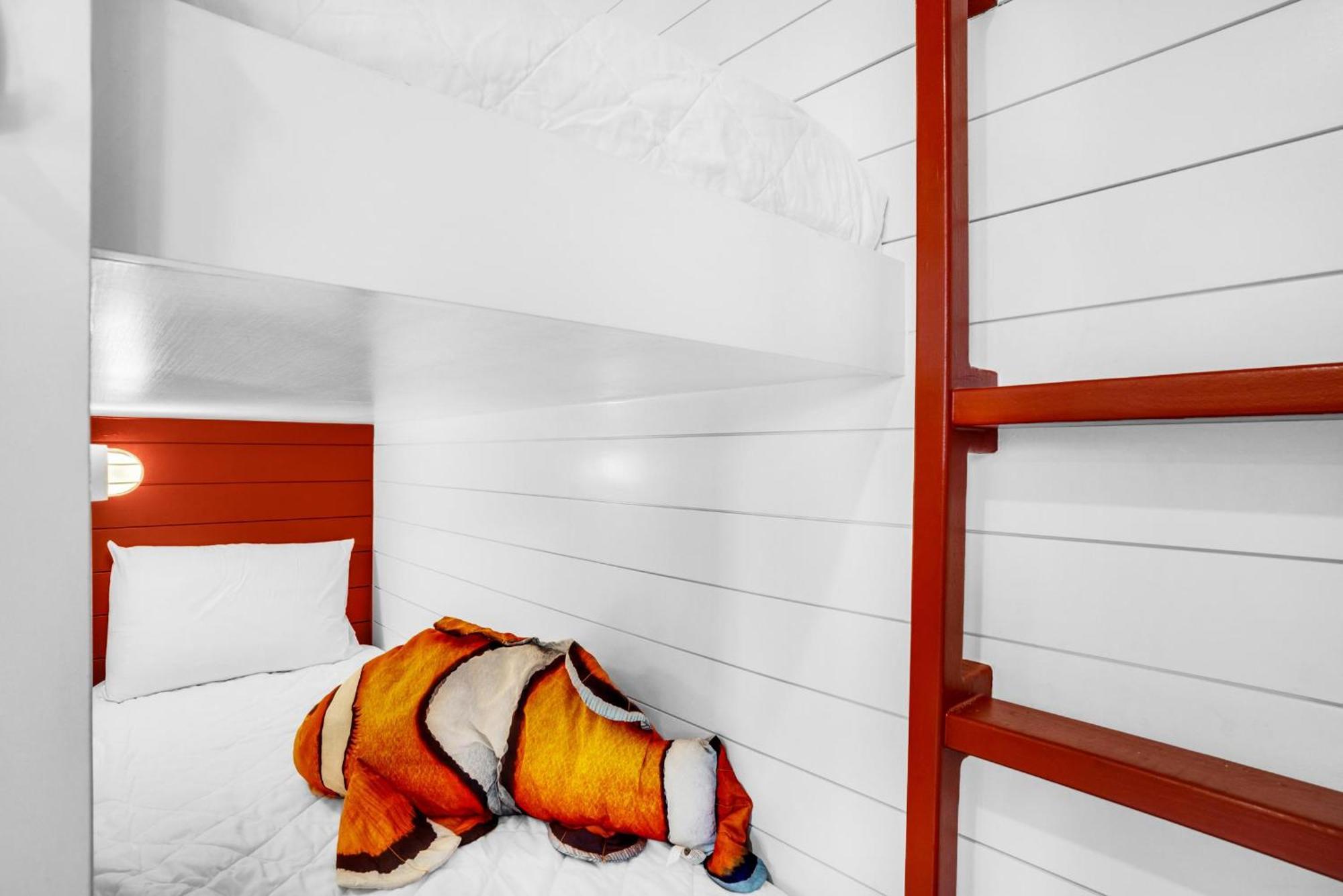 Holiday home Summer Breeze 203