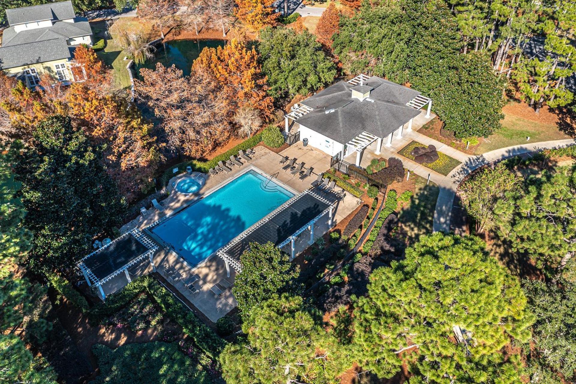 1381 Laurel Grove