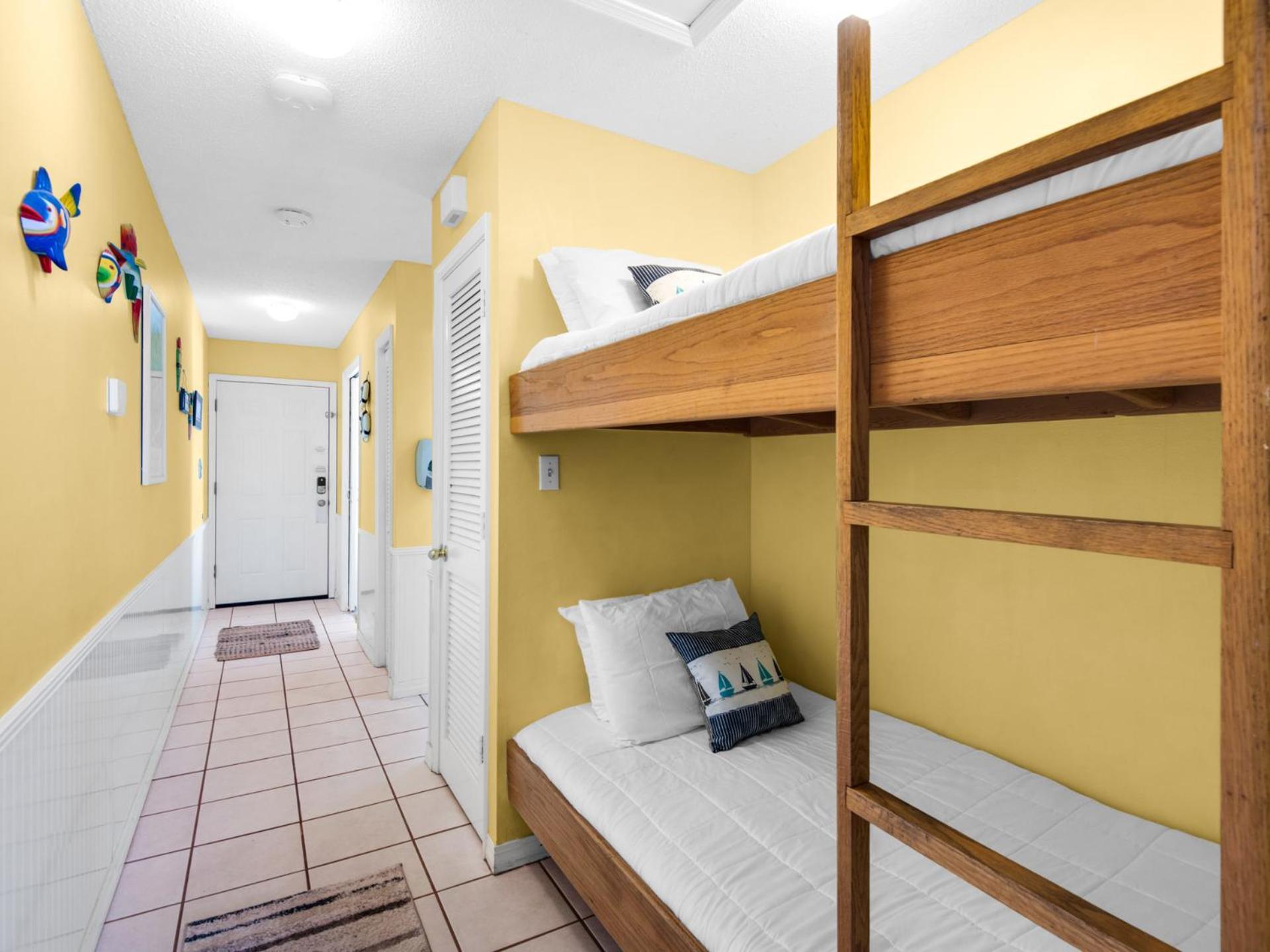 Apartment Summer Breeze 304 By Newman-dailey